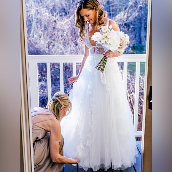 Willowby Watters Galatea Wedding Dress Ivory - Picture 1 of 14